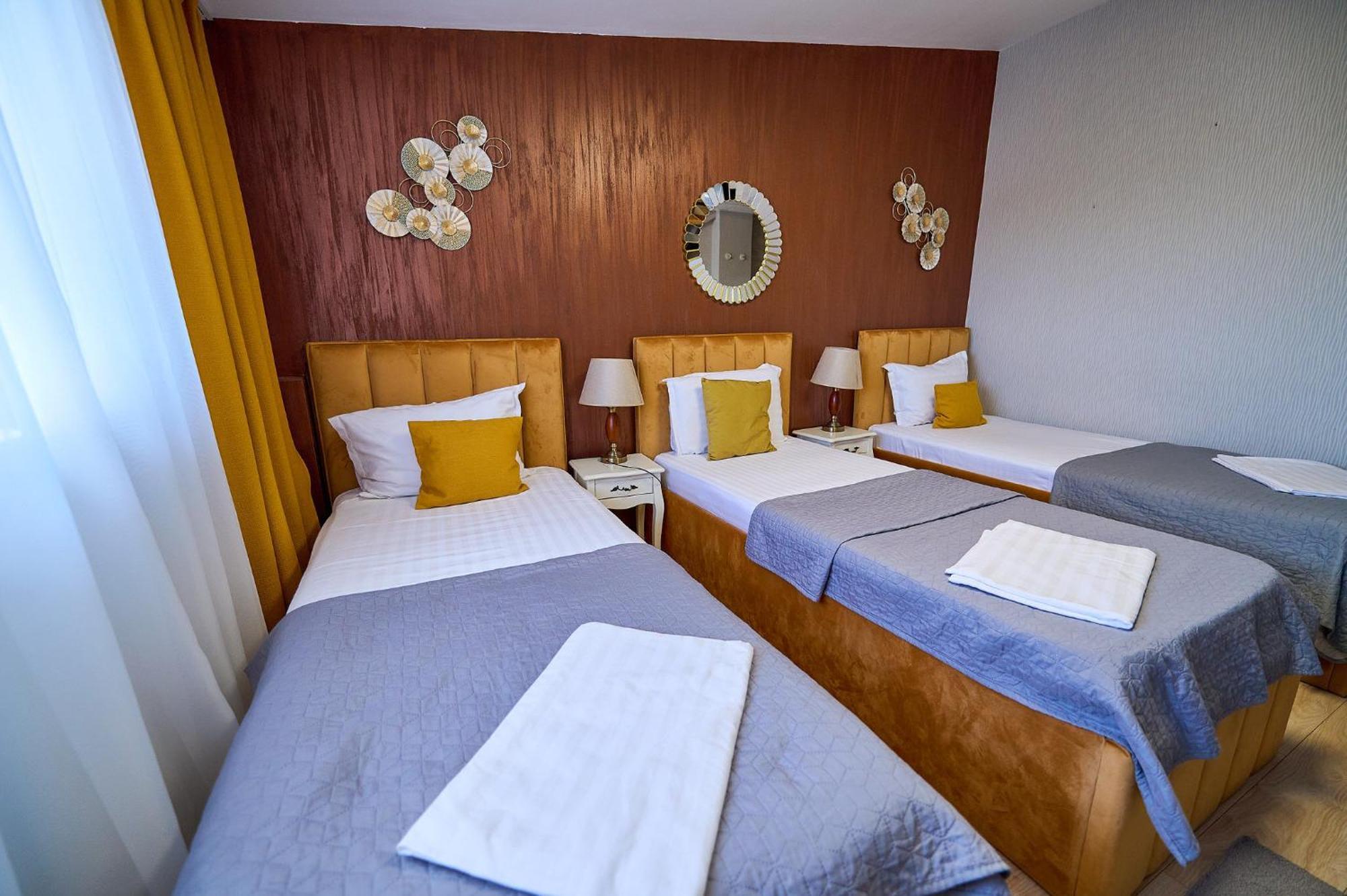 Hotel Evianne Boutique Galac Kültér fotó